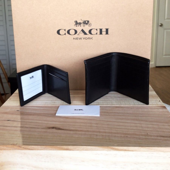 Coach Men Compact Id Wallet In Signature Canvas - Picture 2 of 5